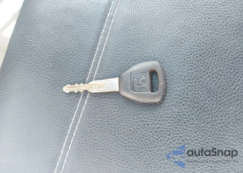 2000 Honda Accord 3.0 Ex из США, поврежденный, VIN 1HGCG2251YA043038